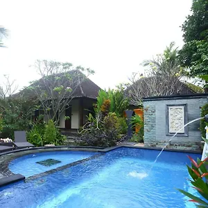  Guest house Loka Sari And